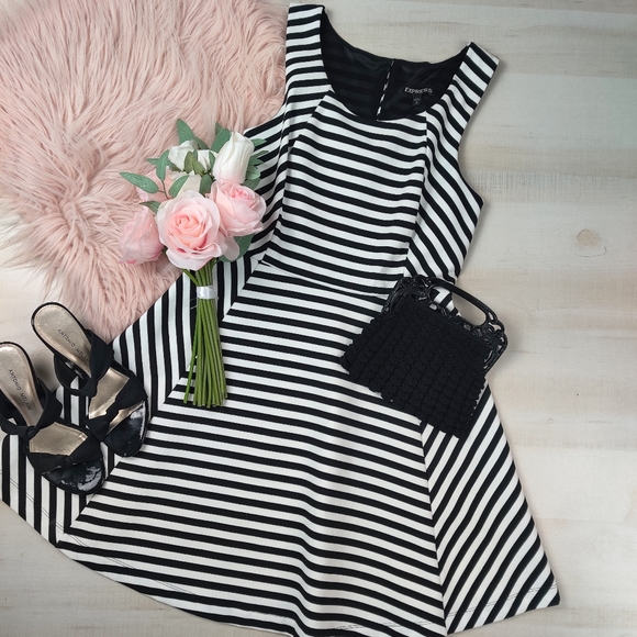 Express Dresses & Skirts - EXPRESS black striped fit and flare skater dress